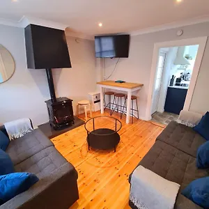 Stylish 3 Bedroom House Holiday home